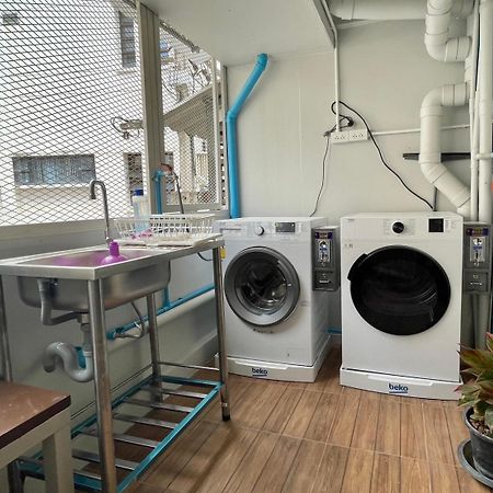 Comfort Zone Hostel @ Tha Pae Chiang Mai Bagian luar foto
