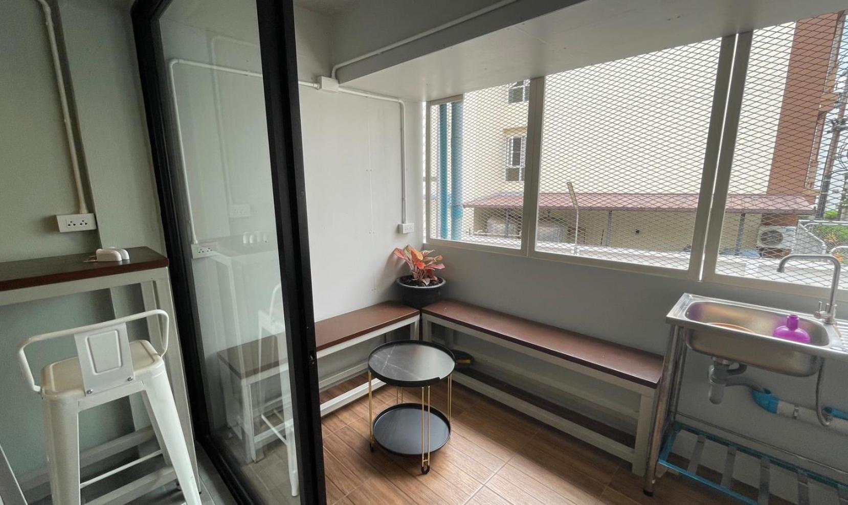 Comfort Zone Hostel @ Tha Pae Chiang Mai Bagian luar foto